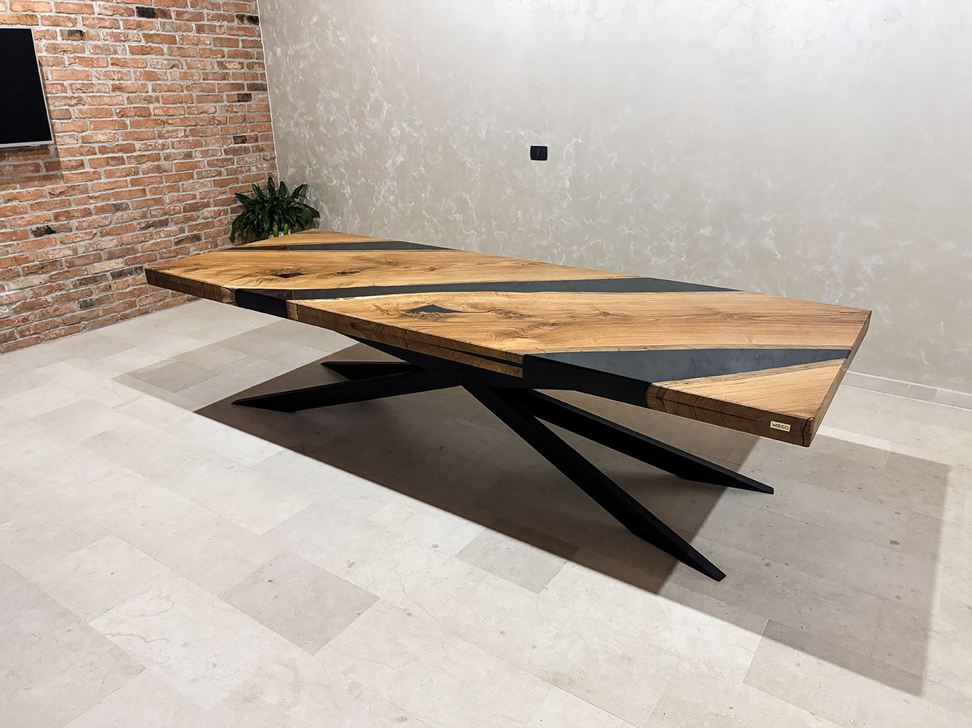 Diagonala | BLAGOVAONSKI STOL