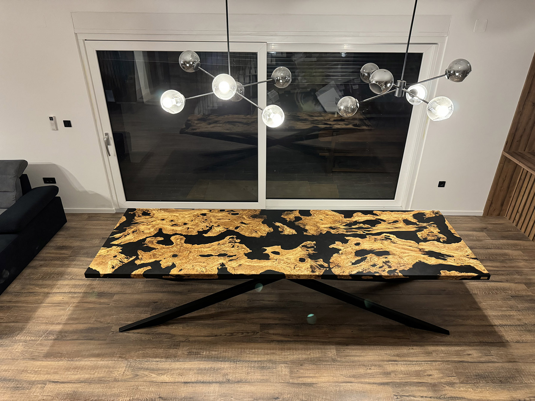 Drama | BLAGOVAONSKI STOL - Slika 2